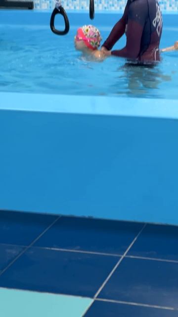 41871556-6709-453D-AF24-F2C247A71334