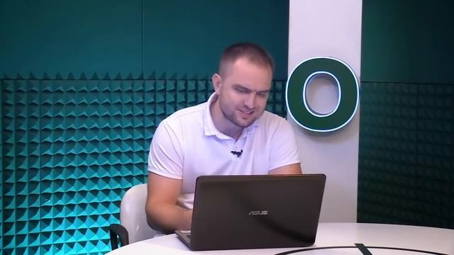 К чему ведет эмиграция молодых. Варвары уничтожают петроглифы