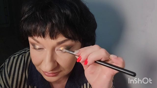 Собираюсь на работу. Преображение после 55 лет с тенями NUAGE. Быстрый, самый удачный  макияж.