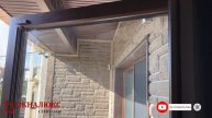 Сетка плиссе коричневого цвета установленная на входную дверь. Установить сетку в Севастополе.