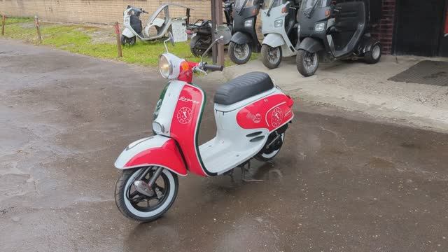 Скутер Honda Giorno AF24 (112HA32) 1998 г.в