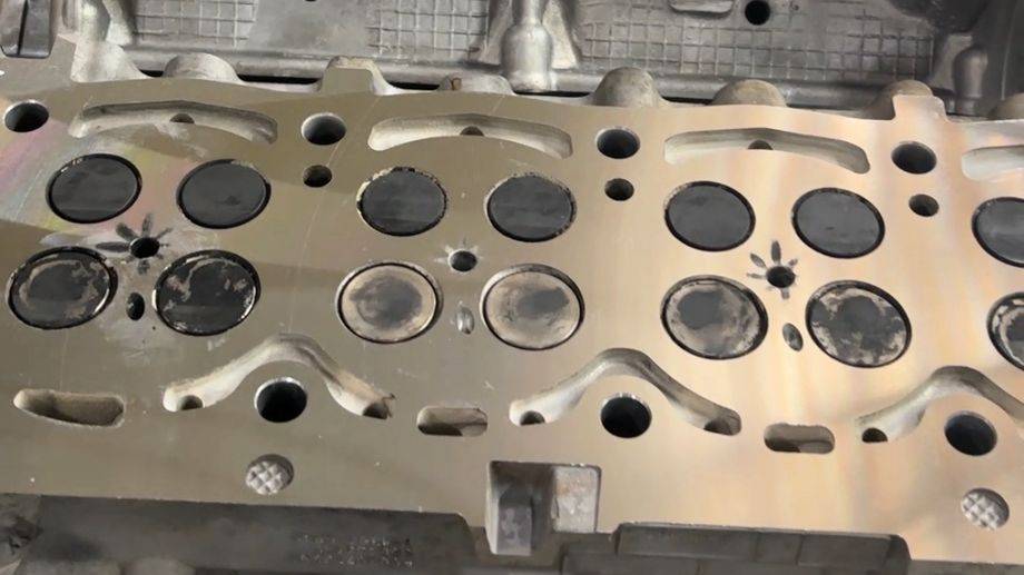 Опрессовка ГБЦ Ford, Hyundeu, BMW, проверка на герметичность, фрезеровка.