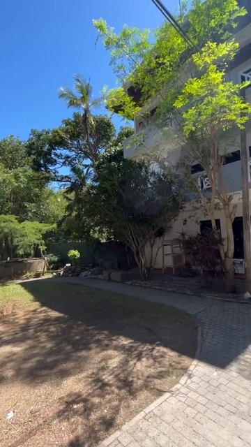ROCK HOUSE UNAWATUNA 3*. Шри-Ланка