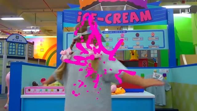 Диана и Рома - Diana and Roma playing Professions - Stories at the Children's Museum