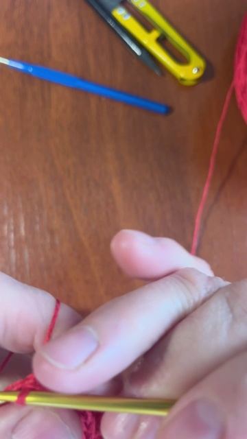 Шапочка-сетка уже в трех цветах 🧶