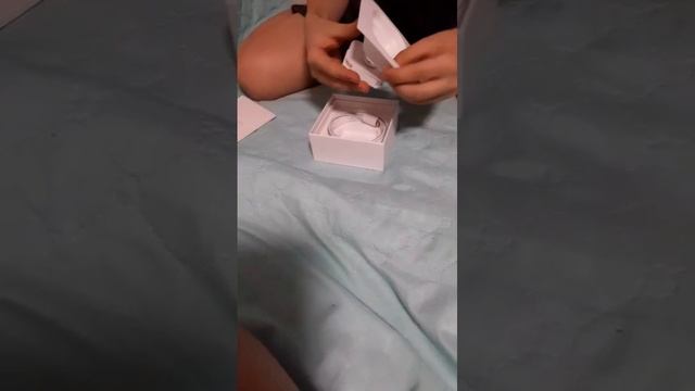 Распаковка гаджетов от Apple (мемно)