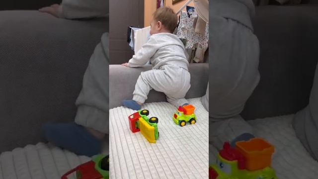 Леончик 🥰