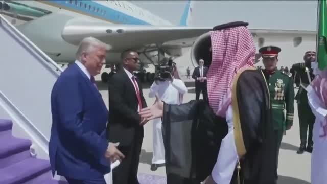 Визит в Саудовскую Аравию стал первым зарубежным для Трампа после переизбрания