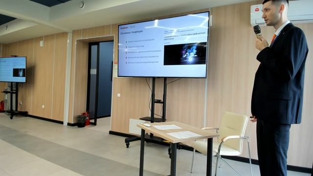 🤖 Роботы на службе сварки: как промышленные роботы повышают эффективность производства