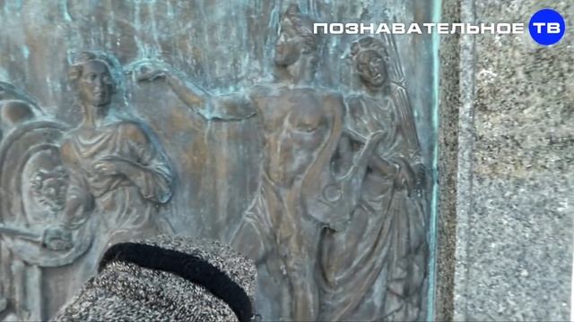Поддельный памятник Державину в Казани (Познаватель?