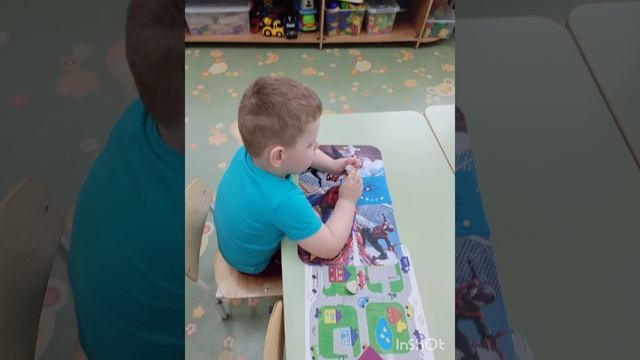 творческая работа «Одуванчики на полянке"