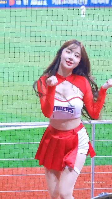Красивые моменты айдолов K-pop - Серия 519