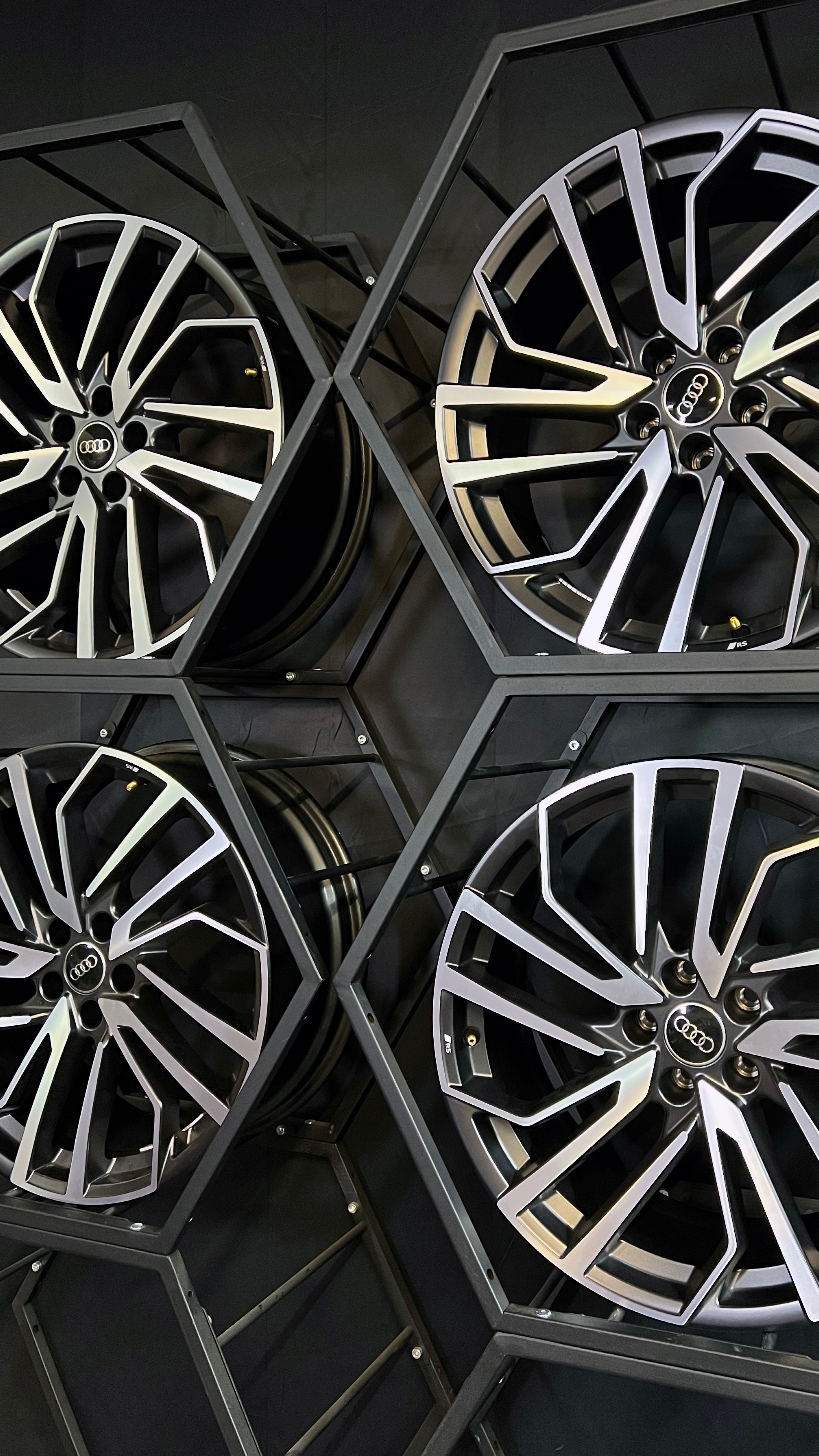 Оригинальные Диски Audi A6 C8 A7 S6 RS6 RS7 R20