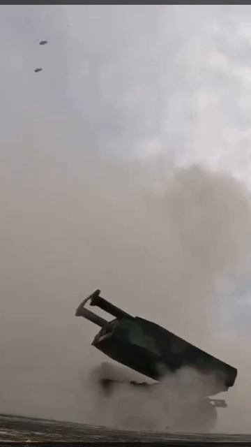 Сегодня Тайвань провел первое боевое испытание системы M142 HIMARS в ходе учений «Гром» на военной б