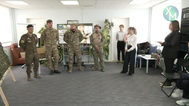 В Югорском университете открыли добровольческий штаб «Здесь СВОи».