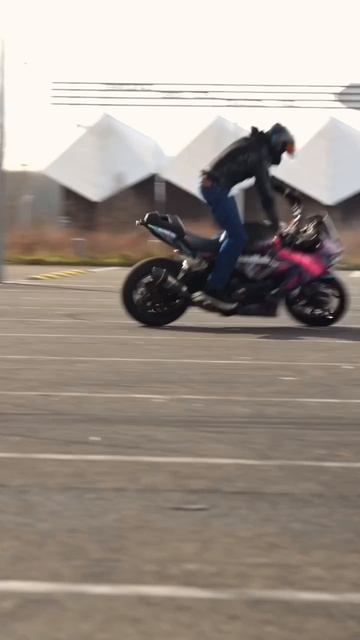 Benjamin_baldini делает обалдини 😁🤟
