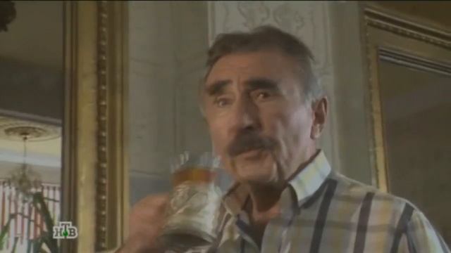 Чайку не желаете ? fmlg