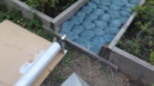 ДОРОЖКА из ПАКЕТОВ и цемента для огорода, Строим БЮДЖЕТНО. Садовая дорожка своими руками
