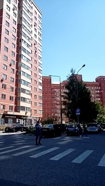 Подмосковный Звенигород. Такие же высокие дома и новые районы  как в Москве . 2023 г