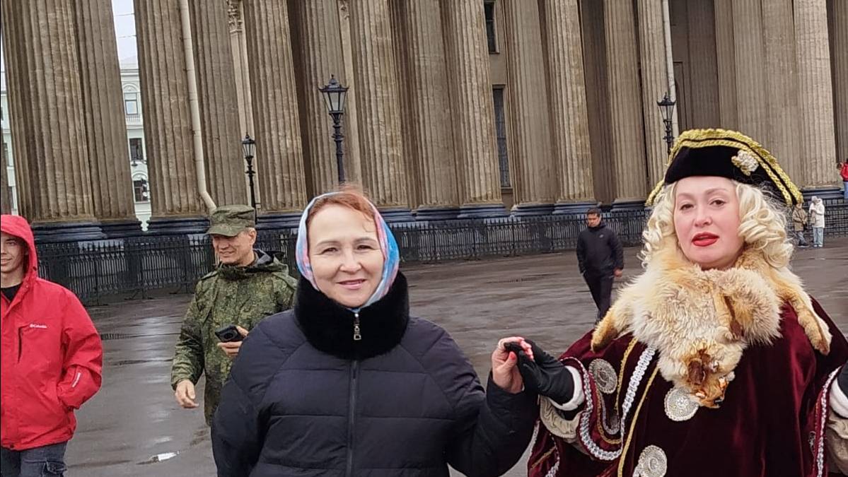 Фарида в Питере.