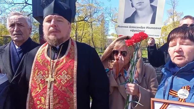 9 мая 2025 на Аллее Славы Никольского кладбища, почтили память наших ветеранов.