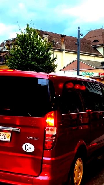 Камера в центре событий