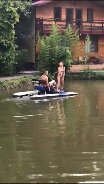 День рождение друга Саши 06.08.2018 в Морской избе Галицин?