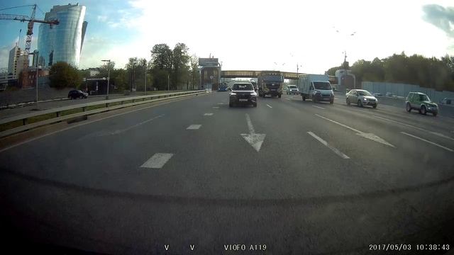 Когда не хватило сил включить указатель поворота заранее или в принципе... 9