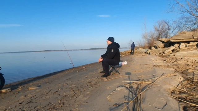 Рыбалка на озере. 07.03.25. Ранняя весна. Проверка по откры