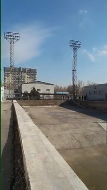 Плавательный бассейн Спартак в Алматы на ремонте сейч