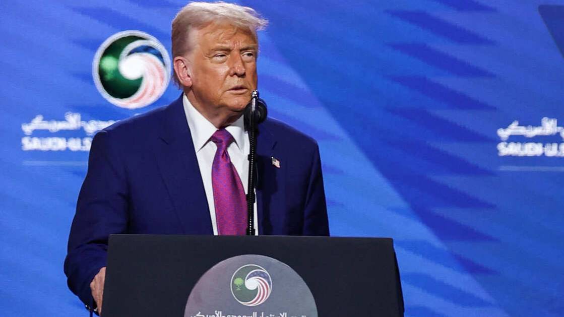 Трамп пообещал отменить санкции против Сирии ради ее "величия"