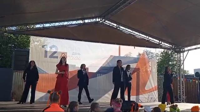 Песня "Радуйся" . Музыкальный коктейль