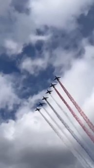 Парад 9 мая #забатонимся #ЗемляЭтоМы #Покапибаримся #9мая #парад