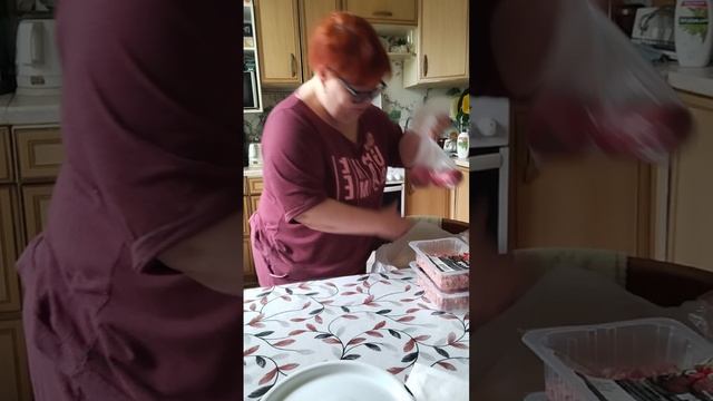 Я тут с утречка уже закупилась)))