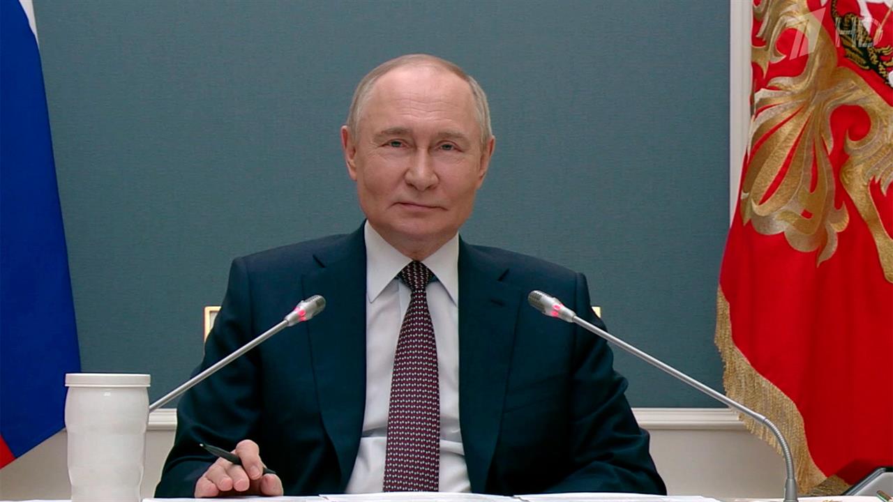 Большой разговор провел Владимир Путин с участниками форума "Деловая Россия"