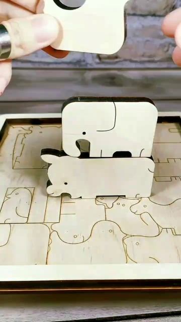 Дошка зі вкладками "Тваринки": тетріс, дерев'яний пазл,