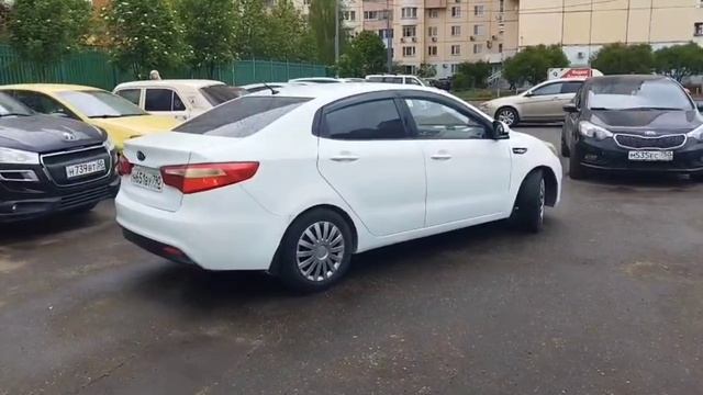 Очередная довольная клиентка, забирает авто в аренду с выкупом, без банка