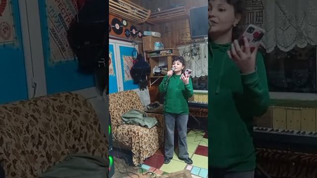 1000078558.mp4