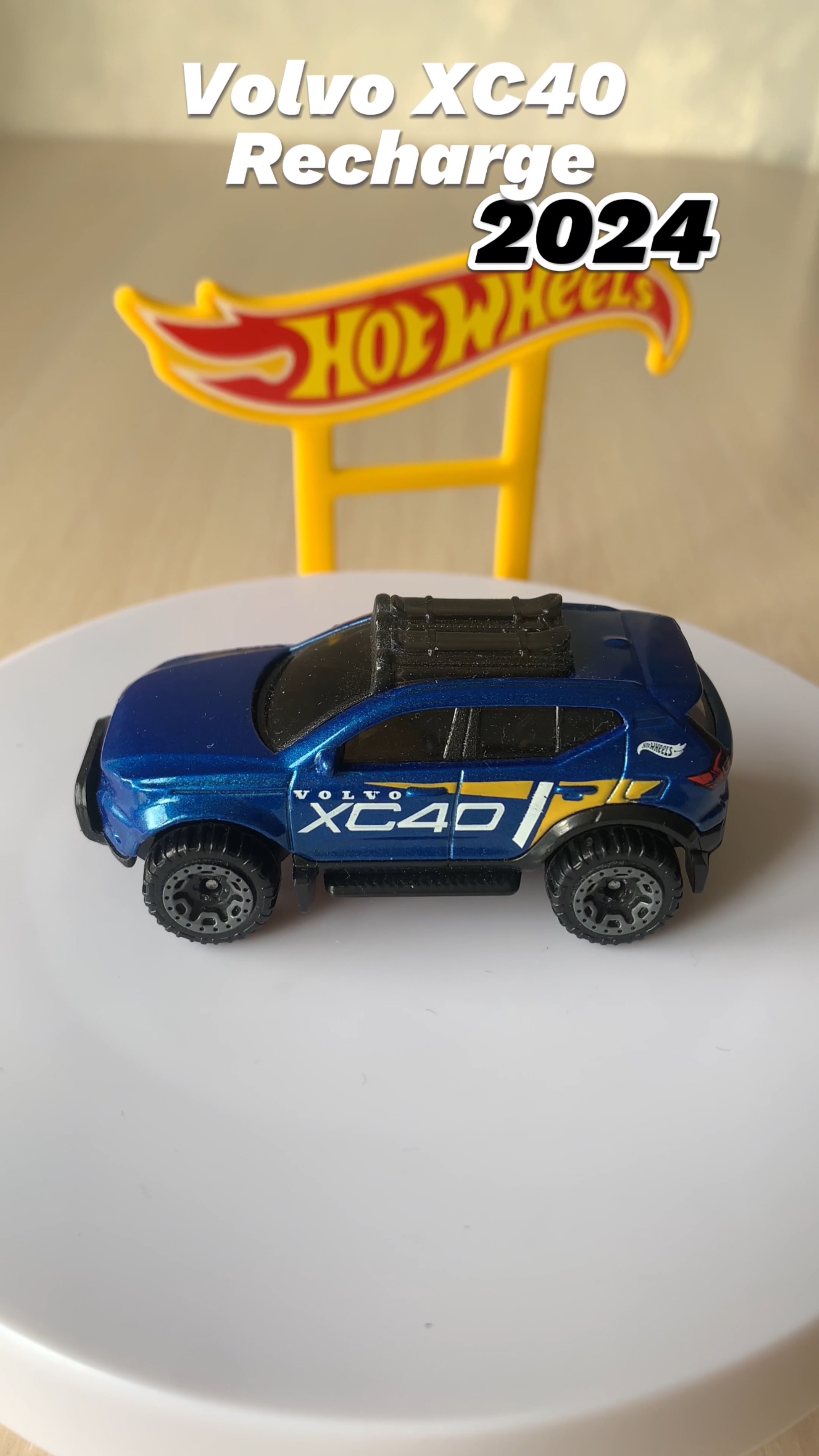Volvo XC40 Recharge 2024 Hot wheels