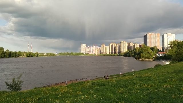 У Невы, 8 июня 2023.