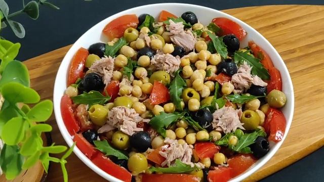Итальянские салаты с нутом