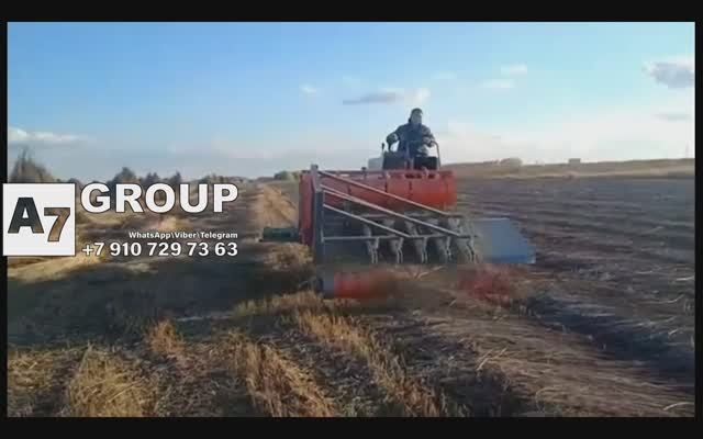 Комбайн самоходный для вязки снопов льна или конопли #комбайн #травы #конопля