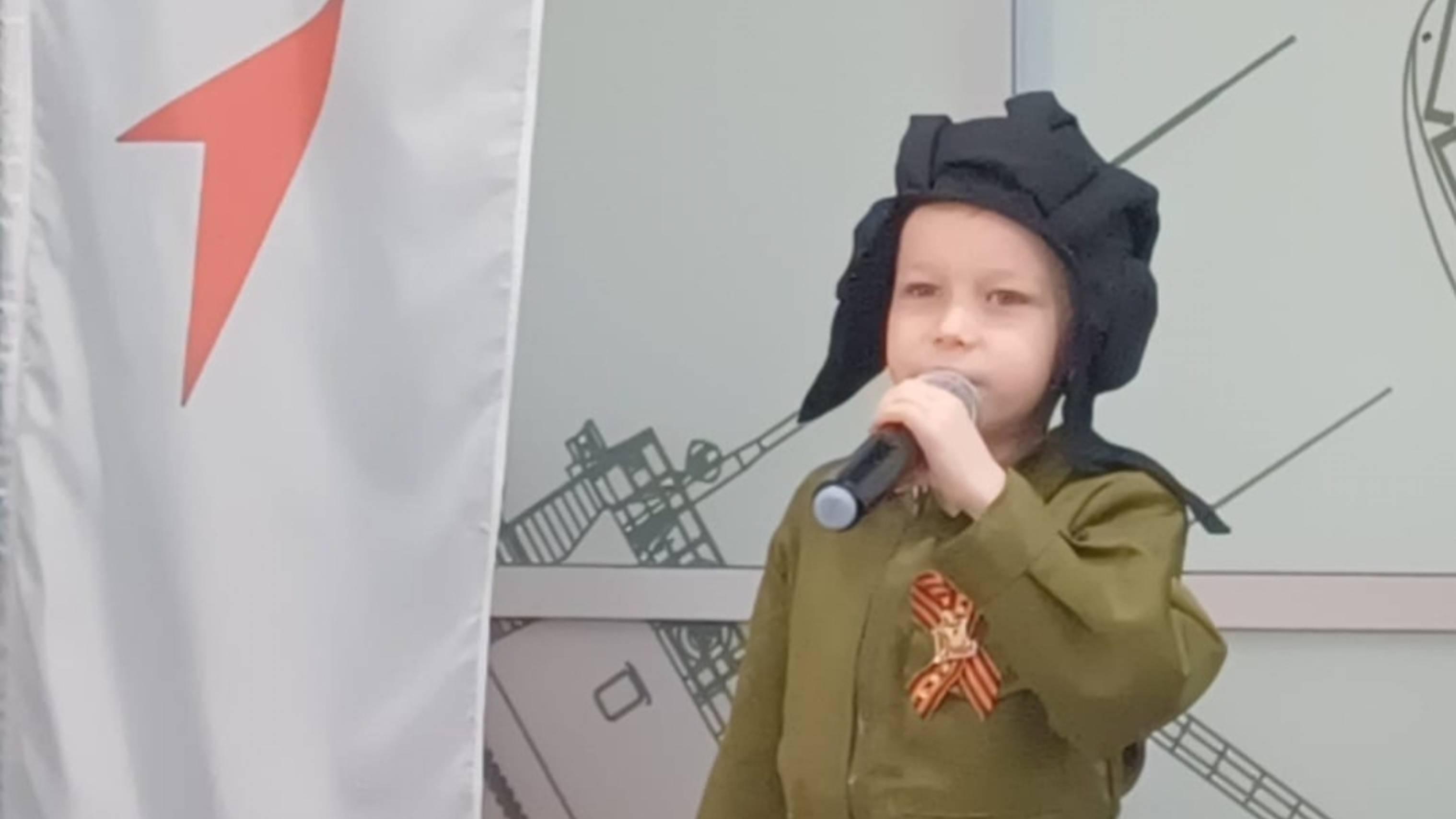 Есентий Чихирин "Я солдатом стать хочу" (музыка: Елена Обухова, слова: Артем Волосников)