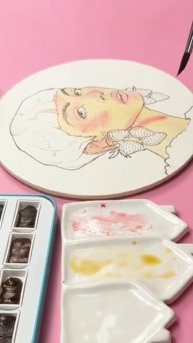 👀 Новый урок в творческом клубе Dari Art!
Рисуем девушку в клубничный сережках