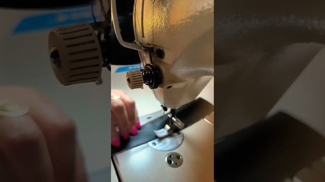 Паутинка на бумаге и утюг сиська..мои друзья 😄😄💪 #sort