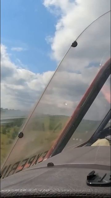 Заход на посадку в Новом Васюгане!   #авиация #як #airrace