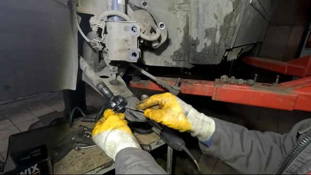 Замена гранаты Чери Элара