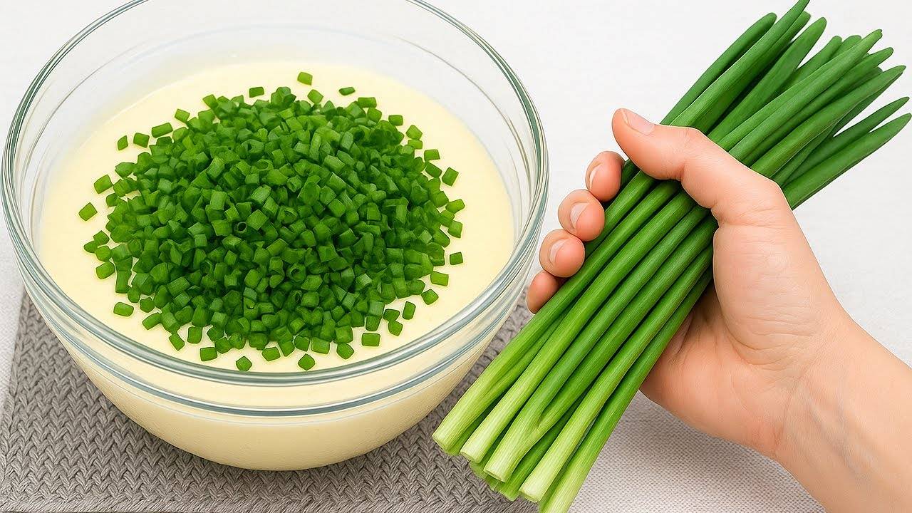 🌿 НЕОЖИДАННЫЙ РЕЦЕПТ С ЗЕЛЁНЫМ ЛУКОМ – ВСЕ ПРОСЯТ ДОБАВКУ!