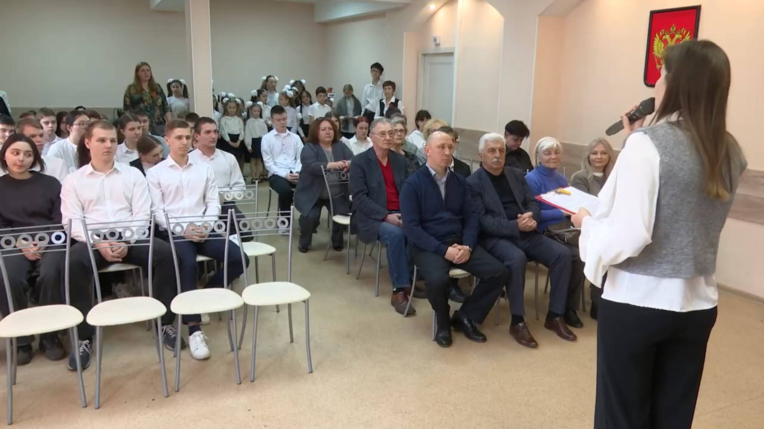 В 3 школе Реутова прошла встреча с потомками бойцов 53-го мотоциклетного полка 14.05.2025