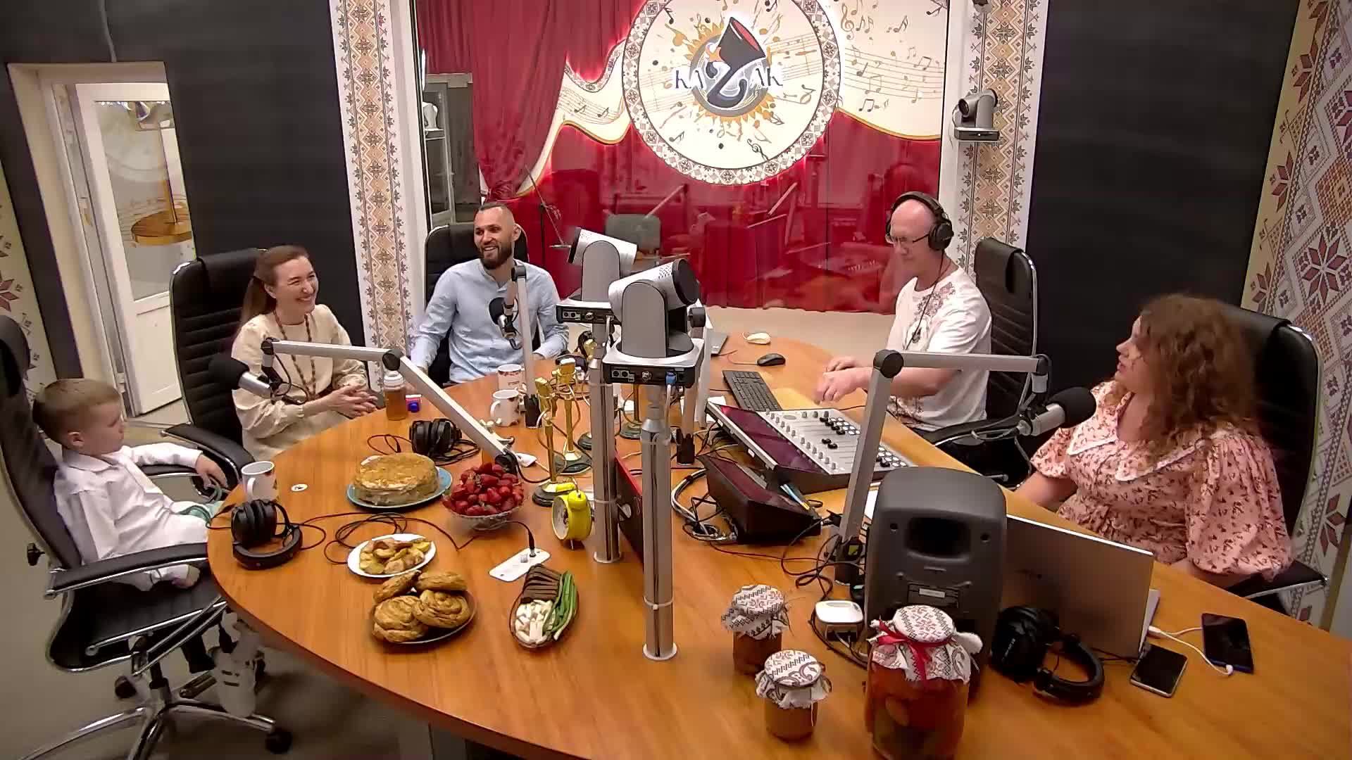 Родные на "КАЗАК FM". Семья Шевель из Краснодара